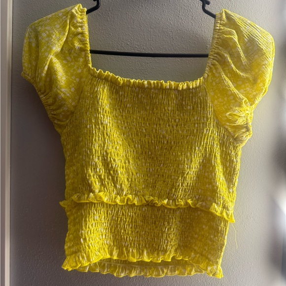 Brand Lush, yellow and white form fitting crop top - Picture 2 of 4